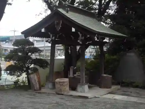 千草台杉山神社の手水舎