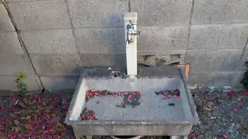 連雀子育観音の手水舎