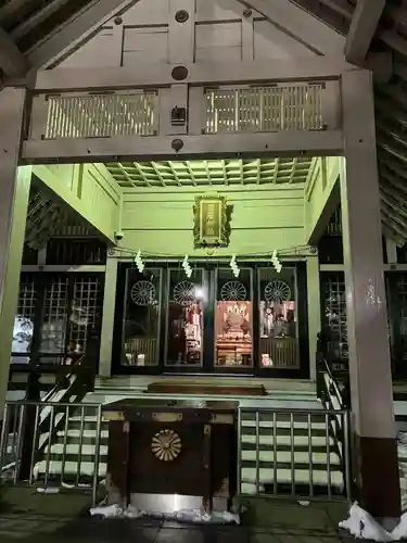 白石神社の本殿・本堂