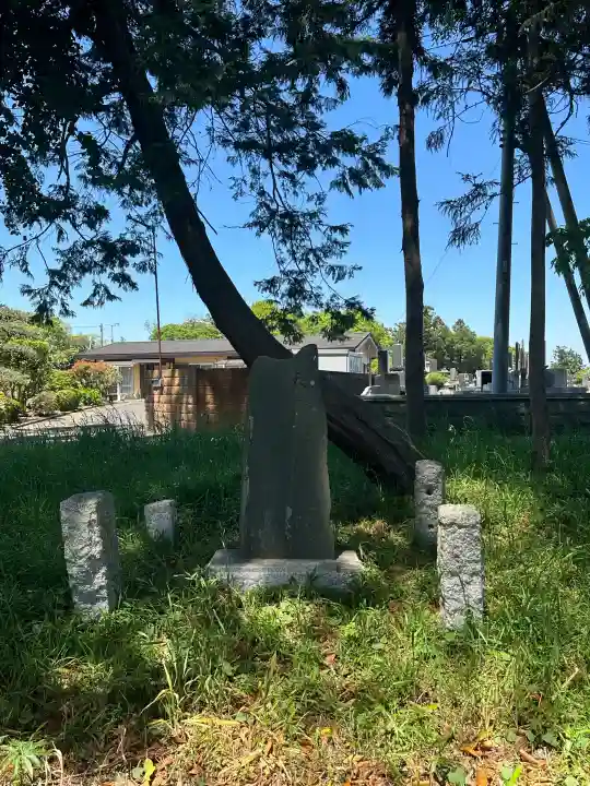 酒門神社の{uncategorized: "未分類", other: "その他", undefined: "問題あり", building: "その他建物", grave: "お墓", sacred_gate: "鳥居", guardian: "狛犬", statue: "像", buddha: "仏像", history: "歴史", nature: "自然", garden: "庭園", animal: "動物", pagoda: "塔", temizu: "手水舎", mountain_gate: "山門・神門", sanctuary: "本殿・本堂", subordinate: "末社・摂社", art: "芸術", scenery: "景色", jizo: "地蔵", ema: "絵馬", goshuin: "御朱印", omikuji: "おみくじ", items: "授与品その他", amulet: "お守り", goshuincho: "御朱印帳", eats: "食事", festival: "お祭り", votive_dance: "神楽", shichigosan: "七五三参", wedding: "結婚式", experience: "体験その他", initially: "初詣", around: "周辺", anti_infection: "感染症対策"}