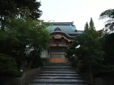 実行寺の本殿・本堂