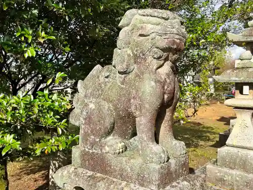 岡崎八幡宮の狛犬