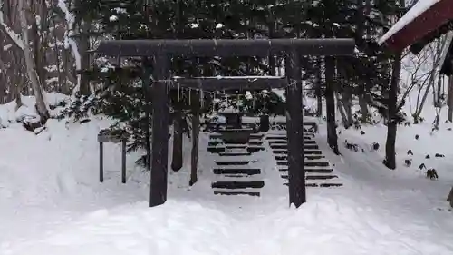 定山渓神社の末社・摂社