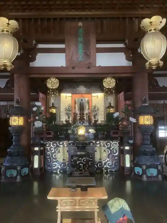 常楽寺の本殿・本堂