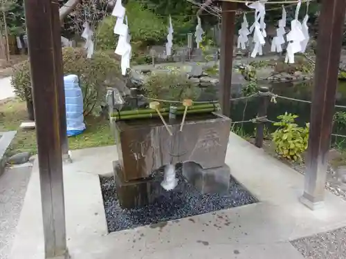貫井神社の手水舎