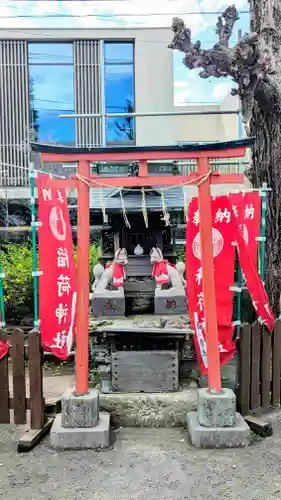 麻布氷川神社の鳥居