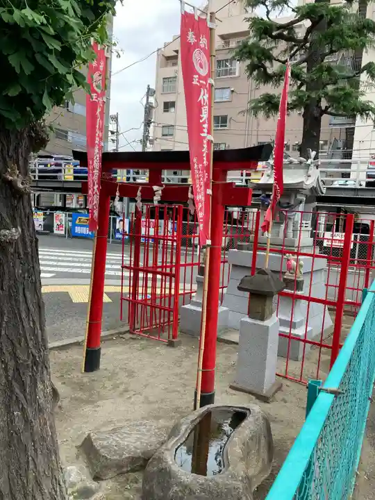 伏見玉光稲荷神社の鳥居
