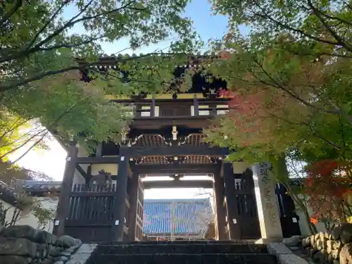 法道寺の山門