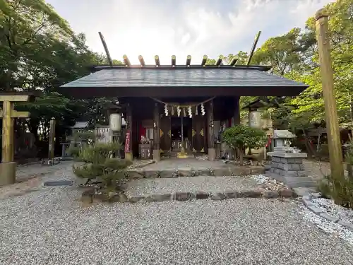 玉鉾神社の{uncategorized: "未分類", other: "その他", undefined: "問題あり", building: "その他建物", grave: "お墓", sacred_gate: "鳥居", guardian: "狛犬", statue: "像", buddha: "仏像", history: "歴史", nature: "自然", garden: "庭園", animal: "動物", pagoda: "塔", temizu: "手水舎", mountain_gate: "山門・神門", sanctuary: "本殿・本堂", subordinate: "末社・摂社", art: "芸術", scenery: "景色", jizo: "地蔵", ema: "絵馬", goshuin: "御朱印", omikuji: "おみくじ", items: "授与品その他", amulet: "お守り", goshuincho: "御朱印帳", eats: "食事", festival: "お祭り", votive_dance: "神楽", shichigosan: "七五三参", wedding: "結婚式", experience: "体験その他", initially: "初詣", around: "周辺", anti_infection: "感染症対策"}
