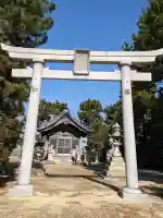 八幡社の{uncategorized: "未分類", other: "その他", undefined: "問題あり", building: "その他建物", grave: "お墓", sacred_gate: "鳥居", guardian: "狛犬", statue: "像", buddha: "仏像", history: "歴史", nature: "自然", garden: "庭園", animal: "動物", pagoda: "塔", temizu: "手水舎", mountain_gate: "山門・神門", sanctuary: "本殿・本堂", subordinate: "末社・摂社", art: "芸術", scenery: "景色", jizo: "地蔵", ema: "絵馬", goshuin: "御朱印", omikuji: "おみくじ", items: "授与品その他", amulet: "お守り", goshuincho: "御朱印帳", eats: "食事", festival: "お祭り", votive_dance: "神楽", shichigosan: "七五三参", wedding: "結婚式", experience: "体験その他", initially: "初詣", around: "周辺", anti_infection: "感染症対策"}