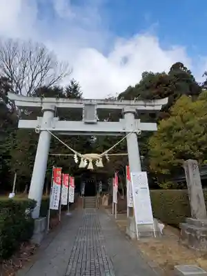 滑川神社 - 仕事と子どもの守り神の鳥居