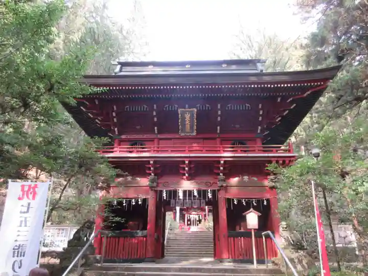 花園神社の山門・神門