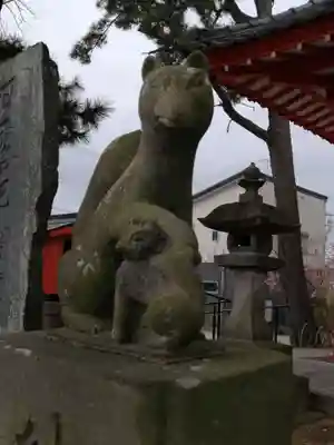 稲荷神社の狛犬
