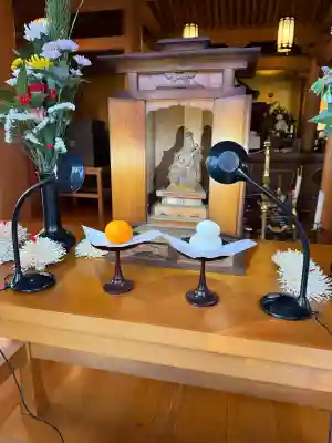 安養院の{uncategorized: "未分類", other: "その他", undefined: "問題あり", building: "その他建物", grave: "お墓", sacred_gate: "鳥居", guardian: "狛犬", statue: "像", buddha: "仏像", history: "歴史", nature: "自然", garden: "庭園", animal: "動物", pagoda: "塔", temizu: "手水舎", mountain_gate: "山門・神門", sanctuary: "本殿・本堂", subordinate: "末社・摂社", art: "芸術", scenery: "景色", jizo: "地蔵", ema: "絵馬", goshuin: "御朱印", omikuji: "おみくじ", items: "授与品その他", amulet: "お守り", goshuincho: "御朱印帳", eats: "食事", festival: "お祭り", votive_dance: "神楽", shichigosan: "七五三参", wedding: "結婚式", experience: "体験その他", initially: "初詣", around: "周辺", anti_infection: "感染症対策"}