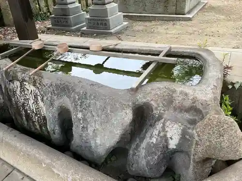 沼名前神社の手水舎