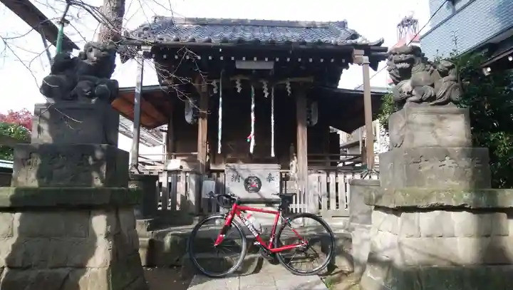 利田神社の本殿・本堂