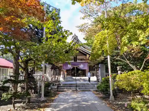 彌彦神社　(伊夜日子神社)の本殿・本堂