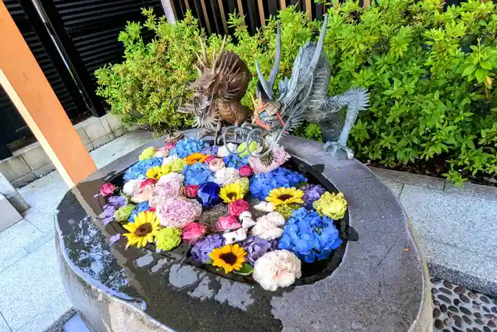 駒込妙義神社の手水舎