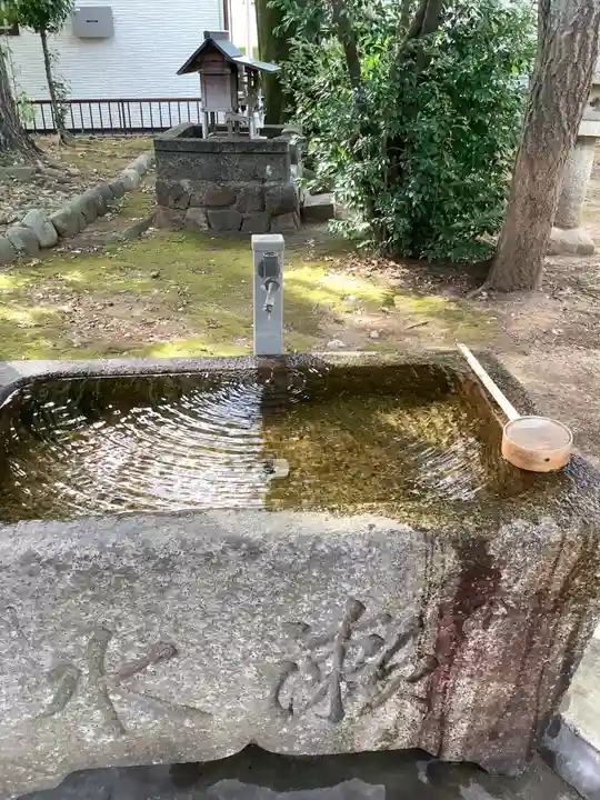 神明社(鳥居松町)の手水舎
