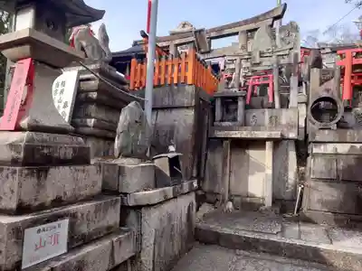 伏見稲荷大社　御膳谷奉拝所の鳥居