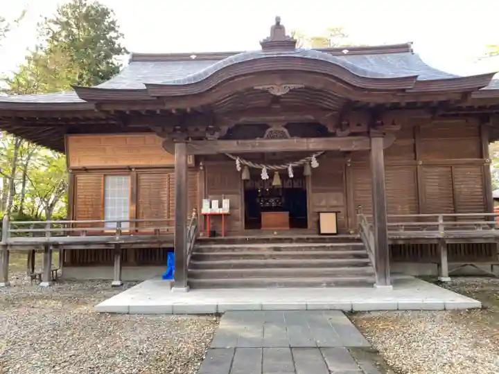 八幡秋田神社の本殿・本堂