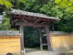 秋篠寺(奈良県)