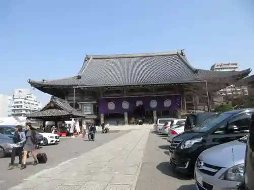東本願寺の本殿・本堂