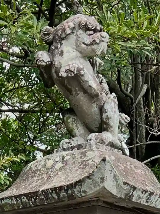 猛島神社の狛犬