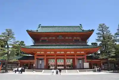 平安神宮の山門・神門