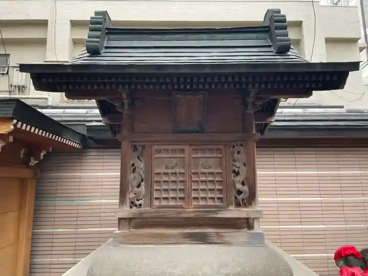 とげぬき地蔵尊 高岩寺の{uncategorized: "未分類", other: "その他", undefined: "問題あり", building: "その他建物", grave: "お墓", sacred_gate: "鳥居", guardian: "狛犬", statue: "像", buddha: "仏像", history: "歴史", nature: "自然", garden: "庭園", animal: "動物", pagoda: "塔", temizu: "手水舎", mountain_gate: "山門・神門", sanctuary: "本殿・本堂", subordinate: "末社・摂社", art: "芸術", scenery: "景色", jizo: "地蔵", ema: "絵馬", goshuin: "御朱印", omikuji: "おみくじ", items: "授与品その他", amulet: "お守り", goshuincho: "御朱印帳", eats: "食事", festival: "お祭り", votive_dance: "神楽", shichigosan: "七五三参", wedding: "結婚式", experience: "体験その他", initially: "初詣", around: "周辺", anti_infection: "感染症対策"}