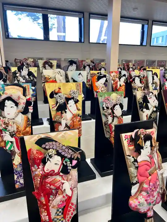 函館伏白稲荷神社の芸術