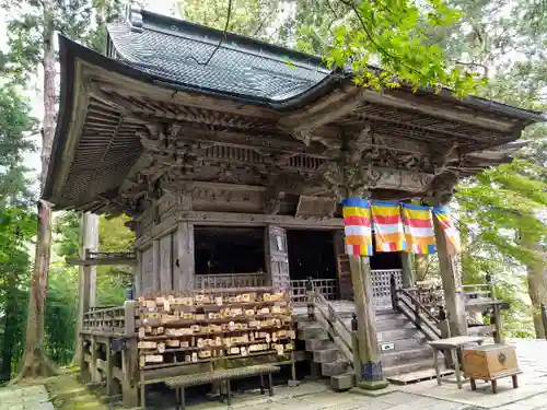 中尊寺の本殿・本堂