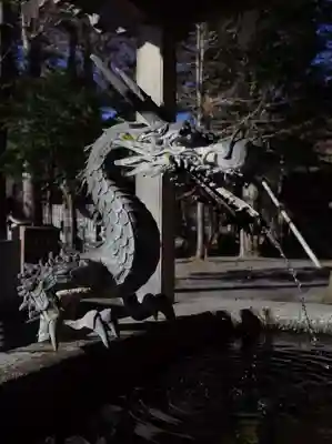 淺間神社（忍野八海）の手水舎