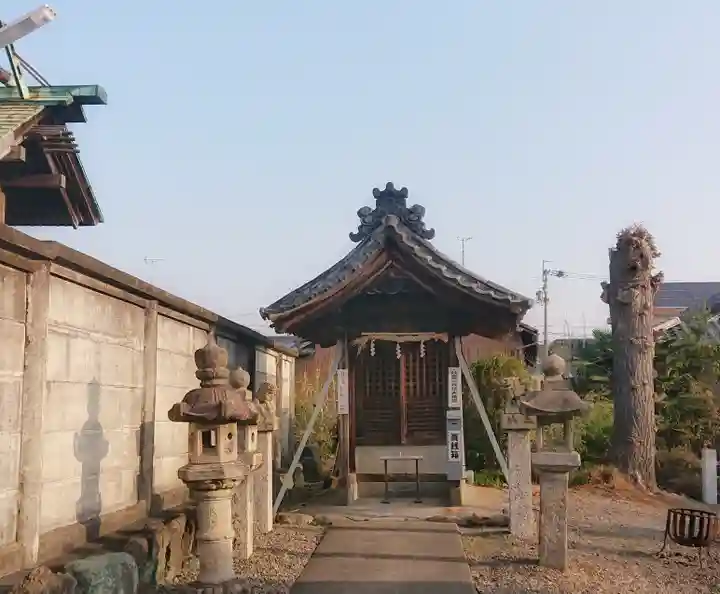 神明社(草部神明社)の末社・摂社