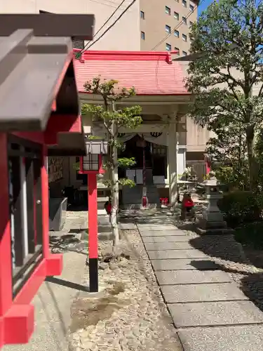瀧澤神社の{uncategorized: "未分類", other: "その他", undefined: "問題あり", building: "その他建物", grave: "お墓", sacred_gate: "鳥居", guardian: "狛犬", statue: "像", buddha: "仏像", history: "歴史", nature: "自然", garden: "庭園", animal: "動物", pagoda: "塔", temizu: "手水舎", mountain_gate: "山門・神門", sanctuary: "本殿・本堂", subordinate: "末社・摂社", art: "芸術", scenery: "景色", jizo: "地蔵", ema: "絵馬", goshuin: "御朱印", omikuji: "おみくじ", items: "授与品その他", amulet: "お守り", goshuincho: "御朱印帳", eats: "食事", festival: "お祭り", votive_dance: "神楽", shichigosan: "七五三参", wedding: "結婚式", experience: "体験その他", initially: "初詣", around: "周辺", anti_infection: "感染症対策"}