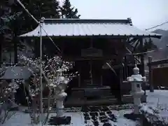 示現神社の本殿