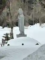 貞麟寺の{uncategorized: "未分類", other: "その他", undefined: "問題あり", building: "その他建物", grave: "お墓", sacred_gate: "鳥居", guardian: "狛犬", statue: "像", buddha: "仏像", history: "歴史", nature: "自然", garden: "庭園", animal: "動物", pagoda: "塔", temizu: "手水舎", mountain_gate: "山門・神門", sanctuary: "本殿・本堂", subordinate: "末社・摂社", art: "芸術", scenery: "景色", jizo: "地蔵", ema: "絵馬", goshuin: "御朱印", omikuji: "おみくじ", items: "授与品その他", amulet: "お守り", goshuincho: "御朱印帳", eats: "食事", festival: "お祭り", votive_dance: "神楽", shichigosan: "七五三参", wedding: "結婚式", experience: "体験その他", initially: "初詣", around: "周辺", anti_infection: "感染症対策"}