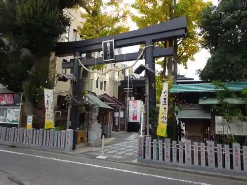 菊名神社の鳥居