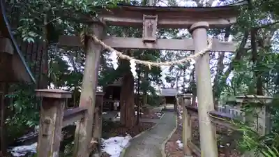 青海神社の鳥居