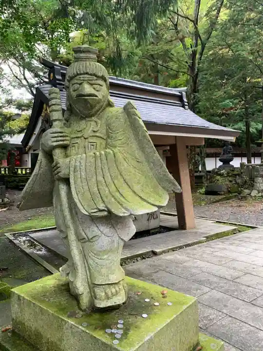 迦葉山龍華院弥勒護国寺(弥勒寺)の像