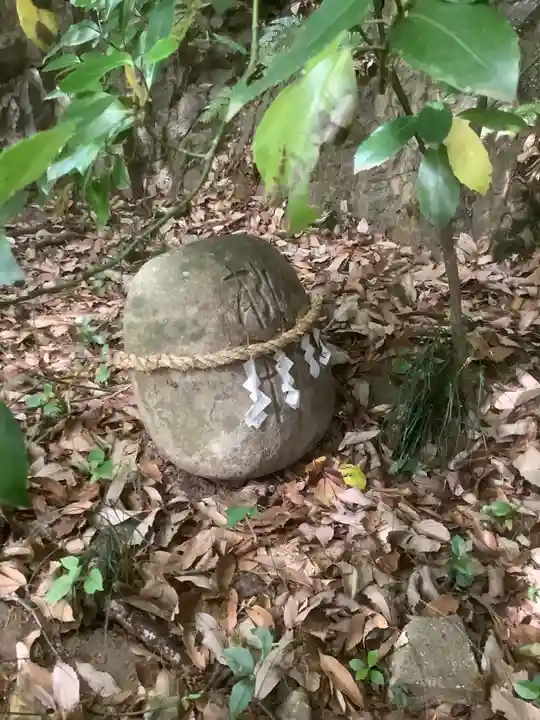 桃太郎神社(栗栖)の末社・摂社
