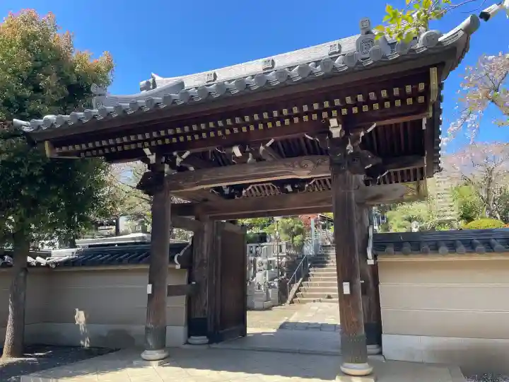 本立寺の{uncategorized: "未分類", other: "その他", undefined: "問題あり", building: "その他建物", grave: "お墓", sacred_gate: "鳥居", guardian: "狛犬", statue: "像", buddha: "仏像", history: "歴史", nature: "自然", garden: "庭園", animal: "動物", pagoda: "塔", temizu: "手水舎", mountain_gate: "山門・神門", sanctuary: "本殿・本堂", subordinate: "末社・摂社", art: "芸術", scenery: "景色", jizo: "地蔵", ema: "絵馬", goshuin: "御朱印", omikuji: "おみくじ", items: "授与品その他", amulet: "お守り", goshuincho: "御朱印帳", eats: "食事", festival: "お祭り", votive_dance: "神楽", shichigosan: "七五三参", wedding: "結婚式", experience: "体験その他", initially: "初詣", around: "周辺", anti_infection: "感染症対策"}