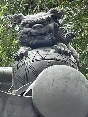 豊川進雄神社の狛犬