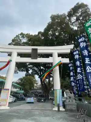 加藤神社の{uncategorized: "未分類", other: "その他", undefined: "問題あり", building: "その他建物", grave: "お墓", sacred_gate: "鳥居", guardian: "狛犬", statue: "像", buddha: "仏像", history: "歴史", nature: "自然", garden: "庭園", animal: "動物", pagoda: "塔", temizu: "手水舎", mountain_gate: "山門・神門", sanctuary: "本殿・本堂", subordinate: "末社・摂社", art: "芸術", scenery: "景色", jizo: "地蔵", ema: "絵馬", goshuin: "御朱印", omikuji: "おみくじ", items: "授与品その他", amulet: "お守り", goshuincho: "御朱印帳", eats: "食事", festival: "お祭り", votive_dance: "神楽", shichigosan: "七五三参", wedding: "結婚式", experience: "体験その他", initially: "初詣", around: "周辺", anti_infection: "感染症対策"}