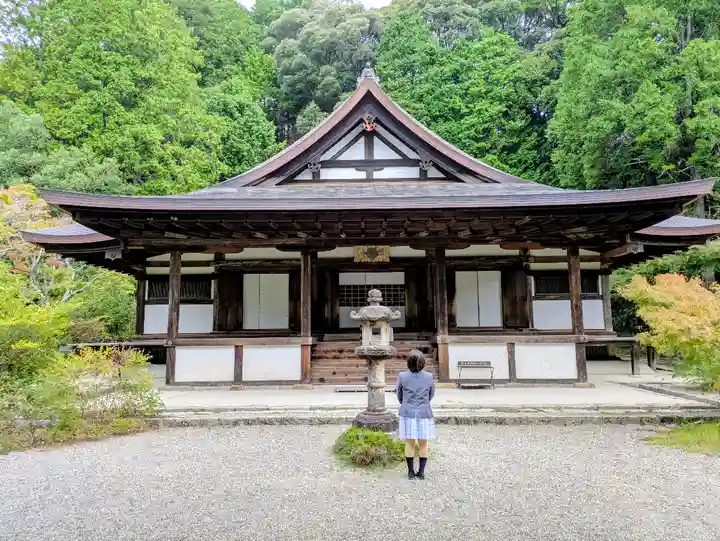 円成寺の本殿・本堂