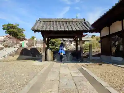 家原寺の手水舎