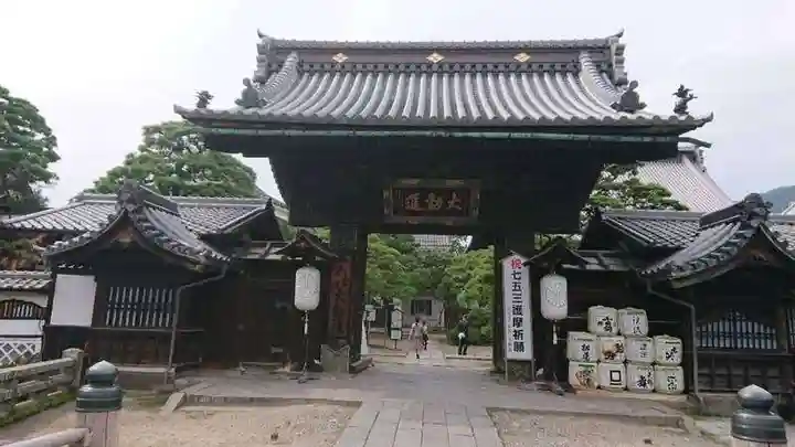 善光寺大勧進の山門・神門