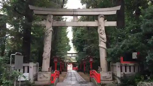 馬橋稲荷神社の鳥居