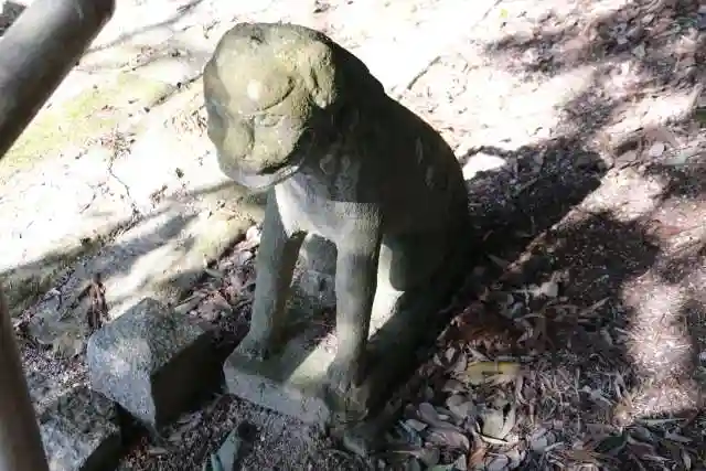 中津川神社の狛犬