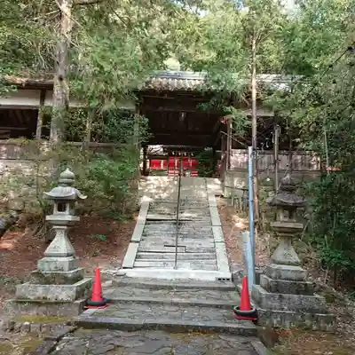 信達神社の本殿・本堂